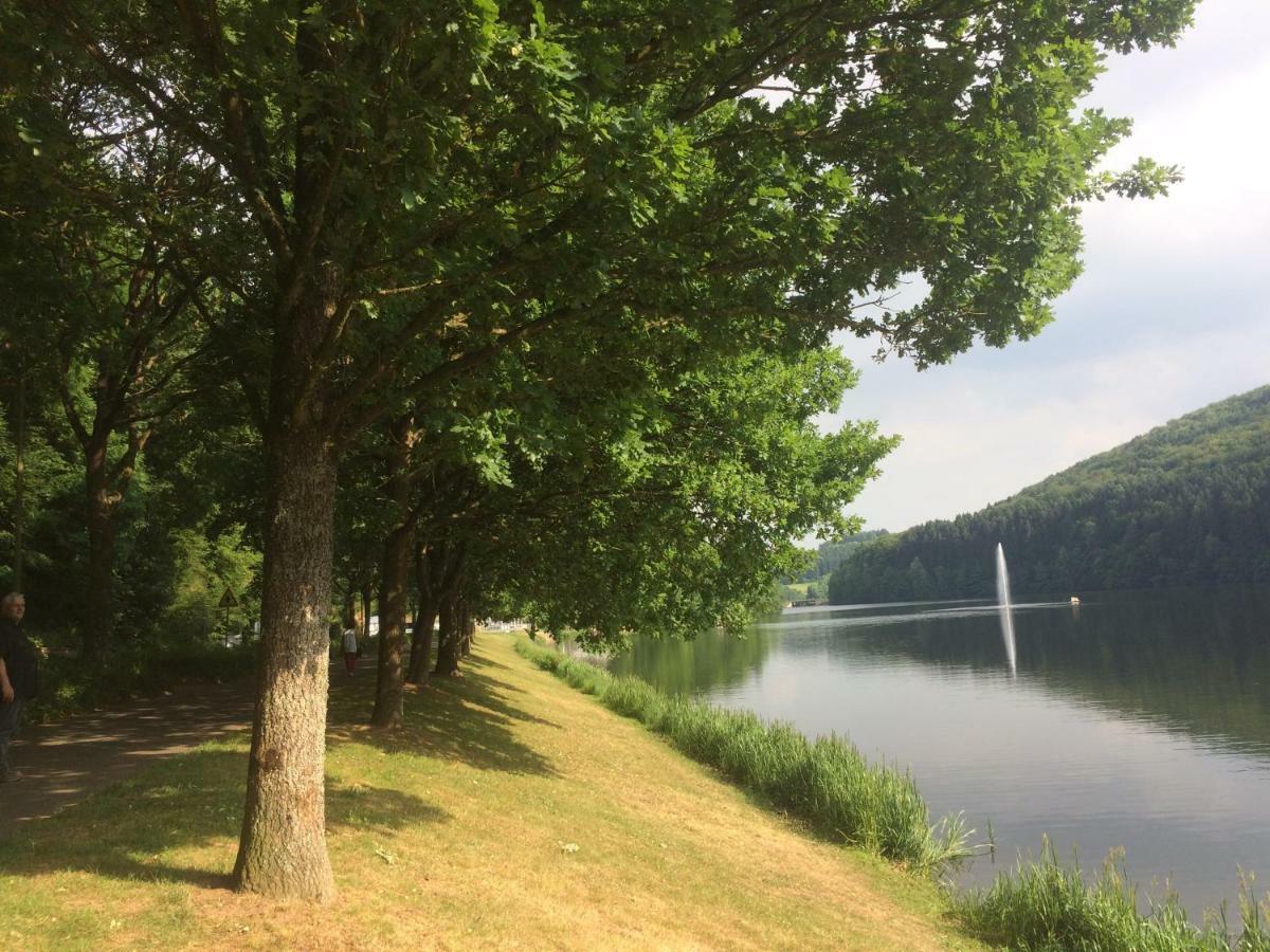 Blick In Die Suedeifel Biersdorf Exterior foto
