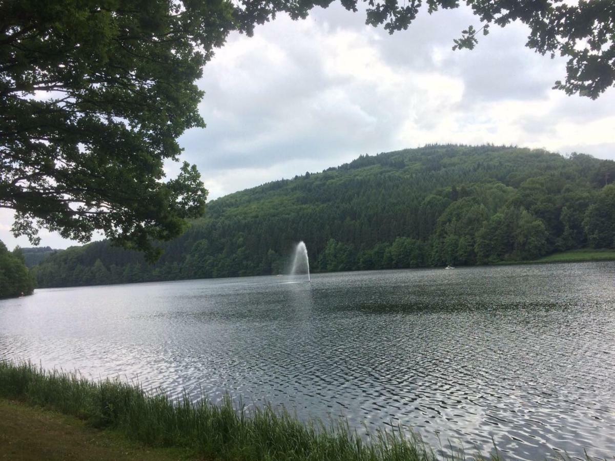Blick In Die Suedeifel Biersdorf Exterior foto